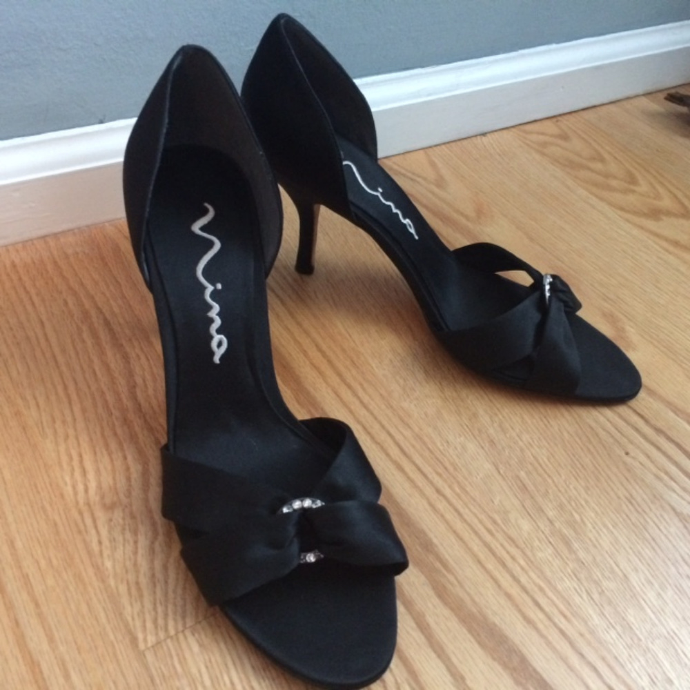 Nina Black Satin 9M Open Toe Shoes